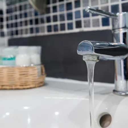 Luna Rossa Santorini *