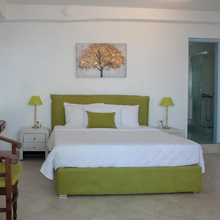 Luna Rossa Santorini * Imerovigli (Santorini)