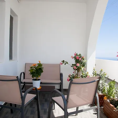 Luna Rossa Santorini Imerovigli (Santorini)