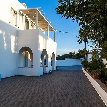 Luna Rossa Santorini Apartmán *
