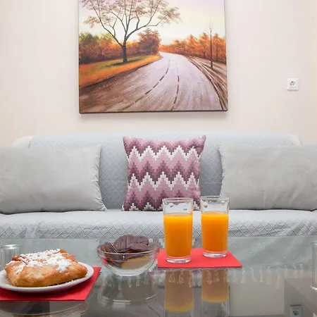 Luna Rossa Santorini Apartmán